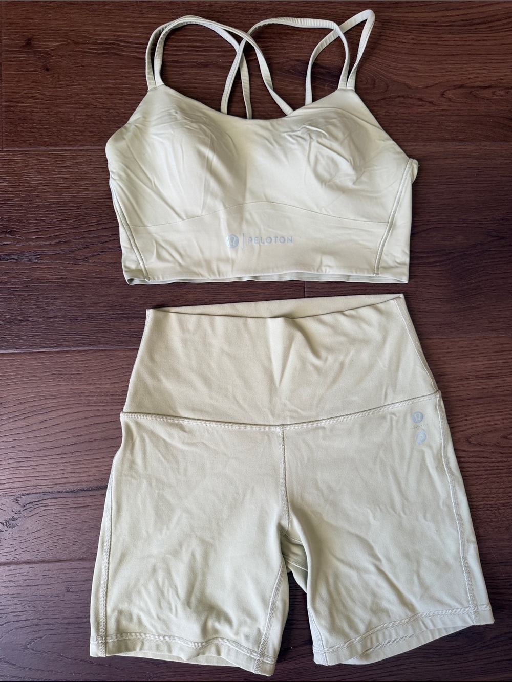 Lululemon x Peloton Green Sports Bra and High-Waist Biker Shorts Set